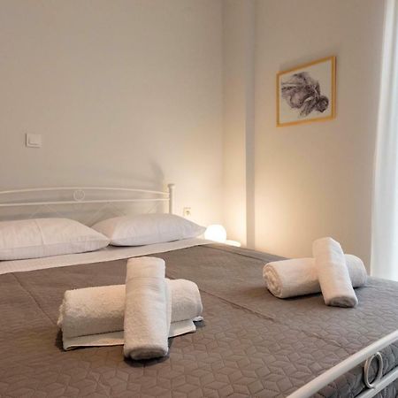 Avra Apartment Каламата Экстерьер фото